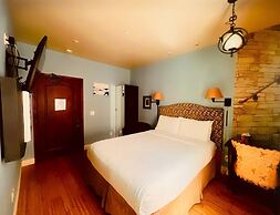 Hotel 1110 - Adults Only