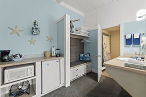 Harborview Inn & RV Park