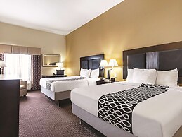 La Quinta Inn & Suites by Wyndham Houston New Caney