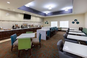 La Quinta Inn & Suites by Wyndham Houston New Caney