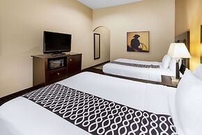 La Quinta Inn & Suites by Wyndham Houston New Caney