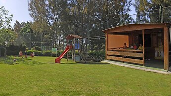 Bungalows Cordial Green Golf