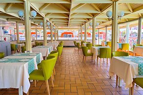 Bungalows Cordial Green Golf