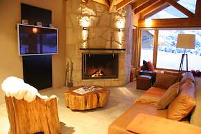 Galileo Boutique Hotel