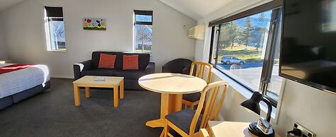 ASURE Central Gold Motel