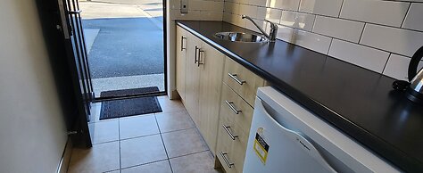 ASURE Central Gold Motel