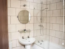 The Crewe Arms Hotel