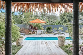 Lagoon Breeze Villas