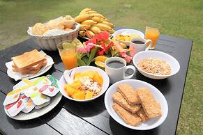 Lagoon Breeze Villas