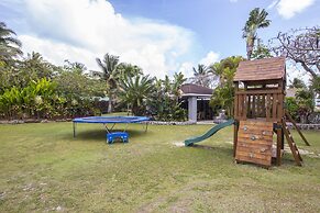 Lagoon Breeze Villas