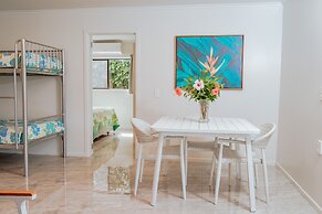 Lagoon Breeze Villas