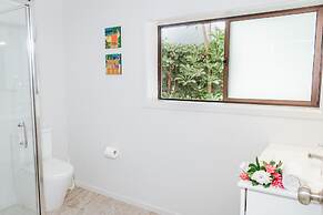 Lagoon Breeze Villas