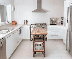 Lagoon Breeze Villas