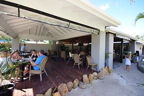 Lagoon Breeze Villas