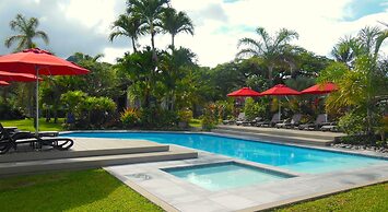 Lagoon Breeze Villas