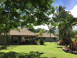 Lagoon Breeze Villas