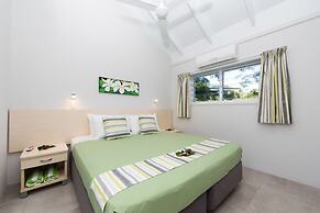 Lagoon Breeze Villas