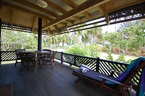 Lagoon Breeze Villas