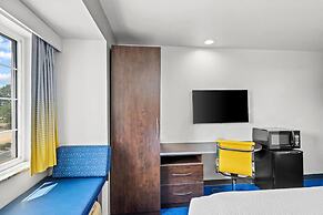 Microtel Inn & Suites by Wyndham Searcy