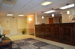 Brookshire Inn & Suites