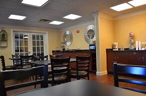 Brookshire Inn & Suites