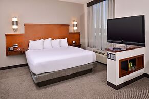 Hyatt Place Garden City