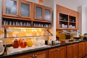 Hyatt Place Garden City