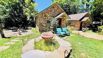 Rock Cottage Gardens B&B