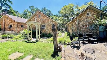Rock Cottage Gardens B&B