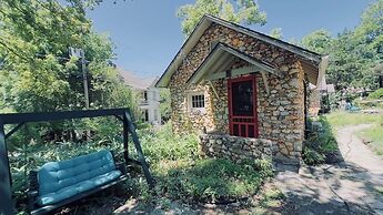 Rock Cottage Gardens B&B