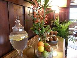 Fisher House Victoria Bed and Breakfast