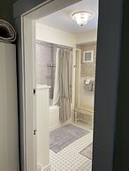 Fisher House Victoria Bed and Breakfast