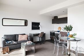 Melbourne Dandenong Central Apartment