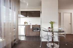 Melbourne Dandenong Central Apartment