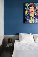 Liber Seashore Suites