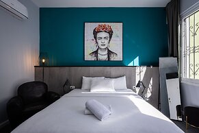 Liber Seashore Suites