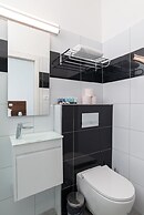 Liber Seashore Suites