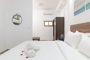 Liber Seashore Suites