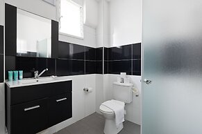 Liber Seashore Suites