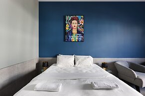 Liber Seashore Suites