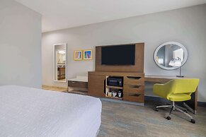 Hampton Inn & Suites Brenham