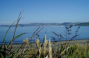 83 By the Sea Motor Lodge