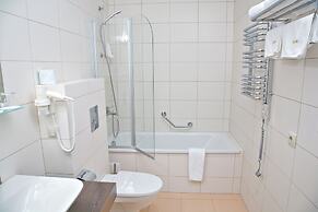 Ararat All Suites Hotel