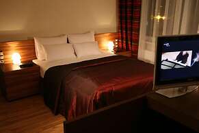 Ararat All Suites Hotel