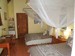 Trees Too Guest Lodge