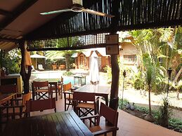 Trees Too Guest Lodge