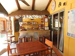 Trees Too Guest Lodge