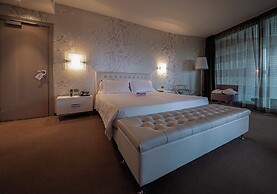 For You Hotel