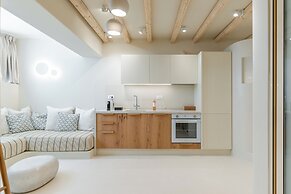 Antony Suites - Adults Only