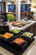 Pier 21 Riverside Apartment Hotel